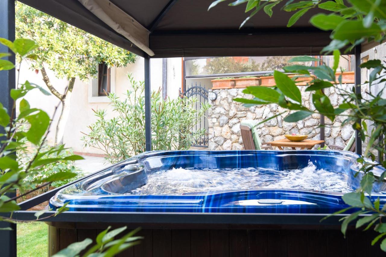 Holiday home Bozanic Vrbnik